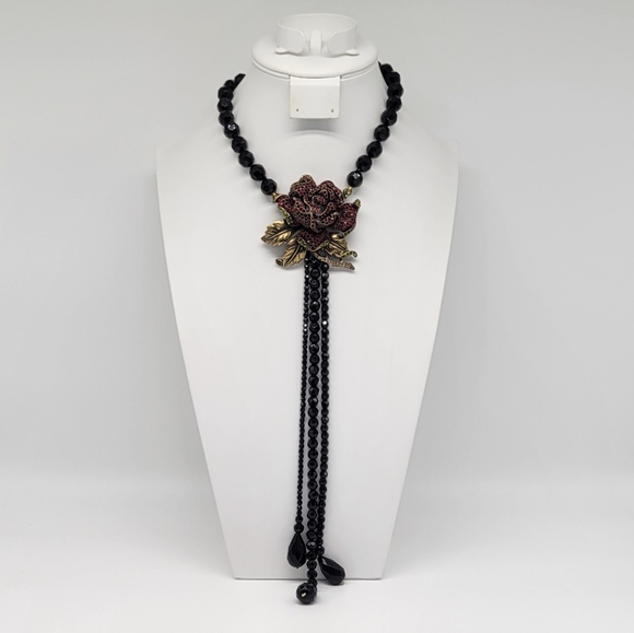Heidi Daus Garnet Swarovski Crystal Red Rose Statement Lariat with LONG tassels - Picture 5 of 15